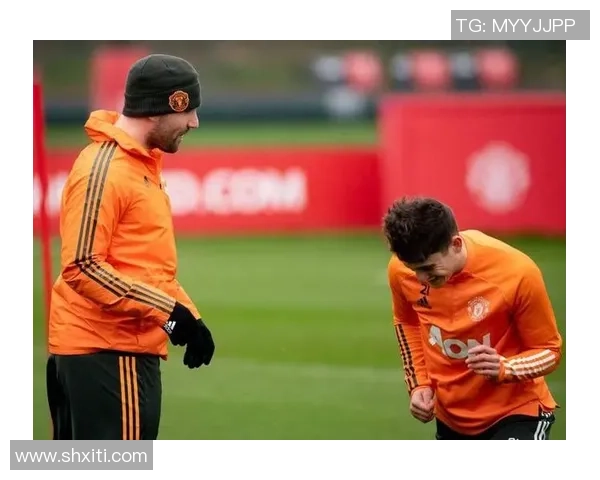 国王杯精彩对决曼联大胜AC米兰神扑瞬间引发全场狂欢